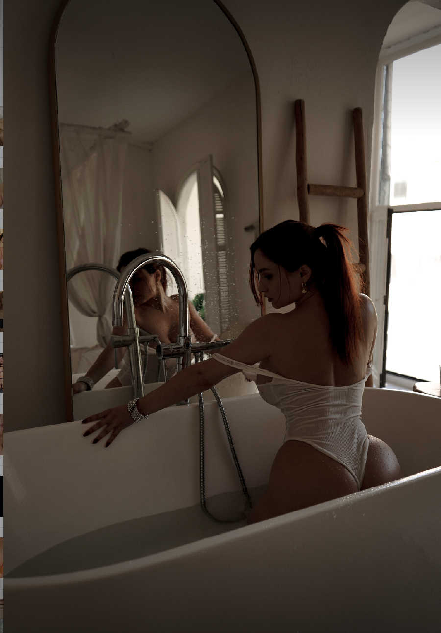 A playful frame from Miranda Faith nude — online in Wellington