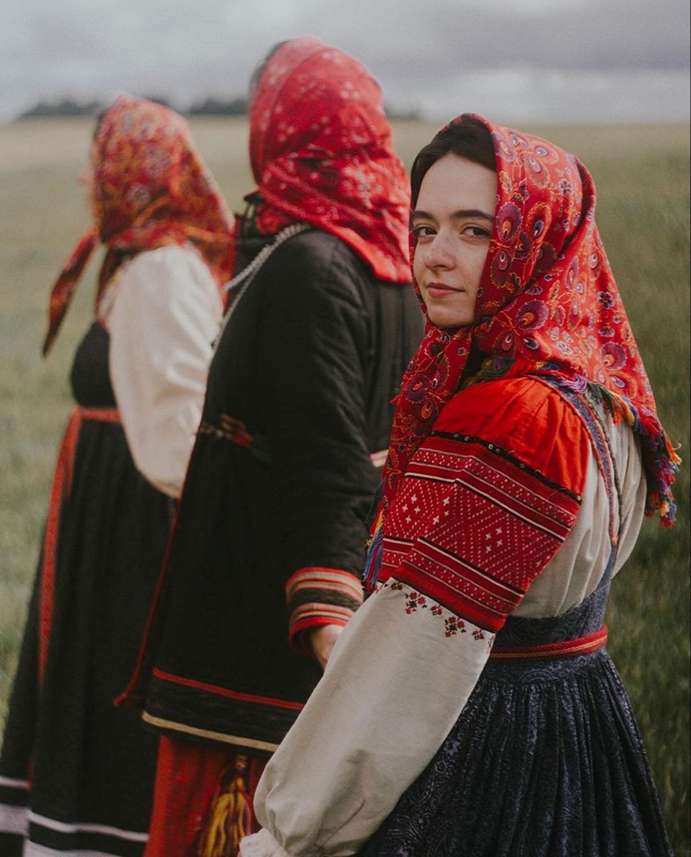 Women in Slavic costumes’s look of the day — catch her live in Wellington
