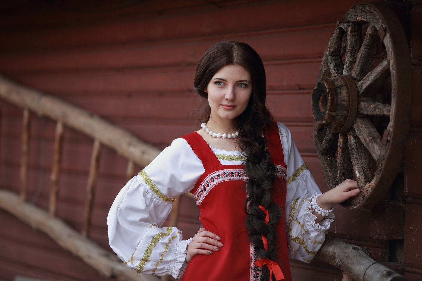 Girls in Slavic costumes’s look of the day — catch her live in Wellington